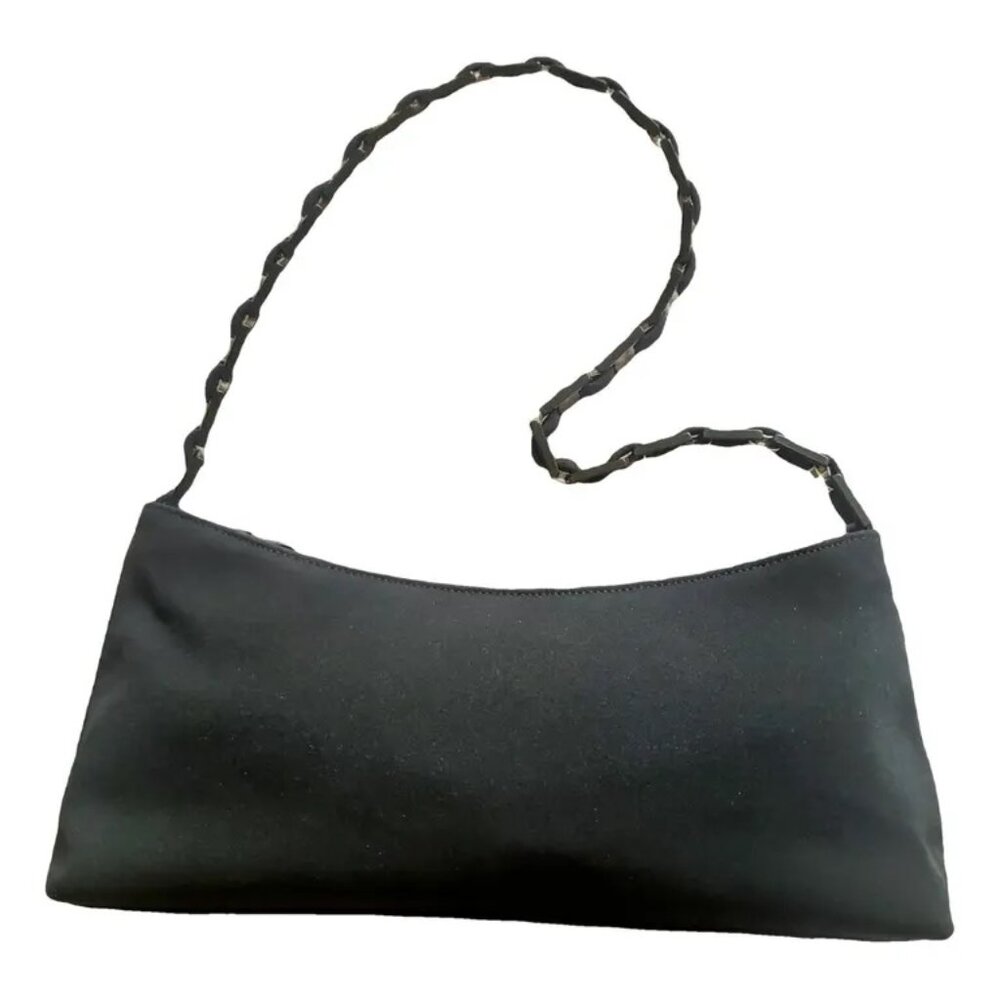 SOLD - Vintage Salvatore Ferragamo Shoulder Baguette Vara Bag with Metal Links - Picture 13 of 13
